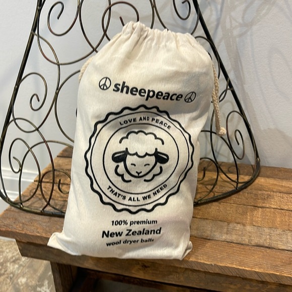 Peace Sign Wool Dryer Balls - Picture 2 of 9